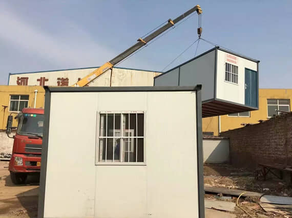 3米面開(kāi)門(mén)的住人集裝箱活動(dòng)房圖